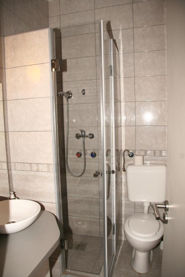 Rembrandt Vendeghaz Otel Kisbér Dış mekan fotoğraf