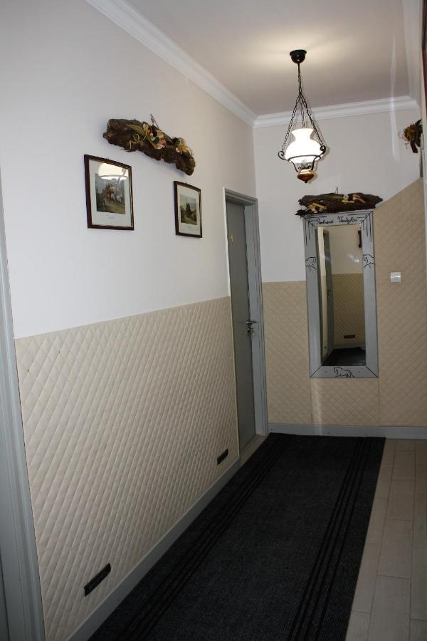 Rembrandt Vendeghaz Otel Kisbér Dış mekan fotoğraf