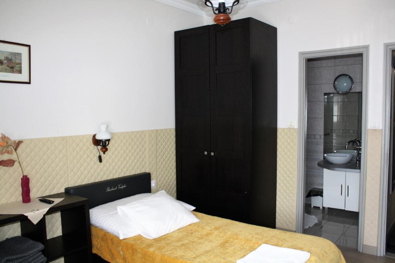 Rembrandt Vendeghaz Otel Kisbér Dış mekan fotoğraf