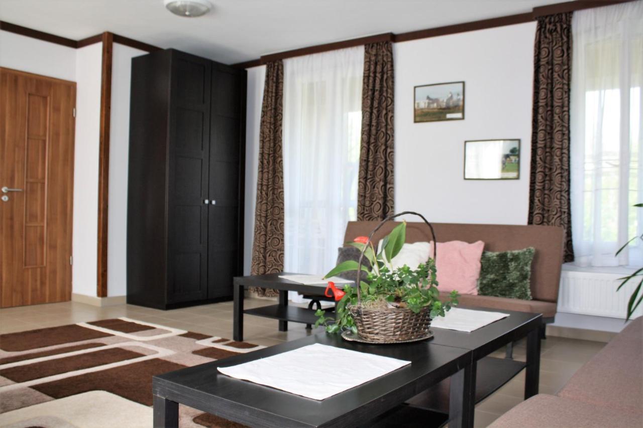 Rembrandt Vendeghaz Otel Kisbér Dış mekan fotoğraf