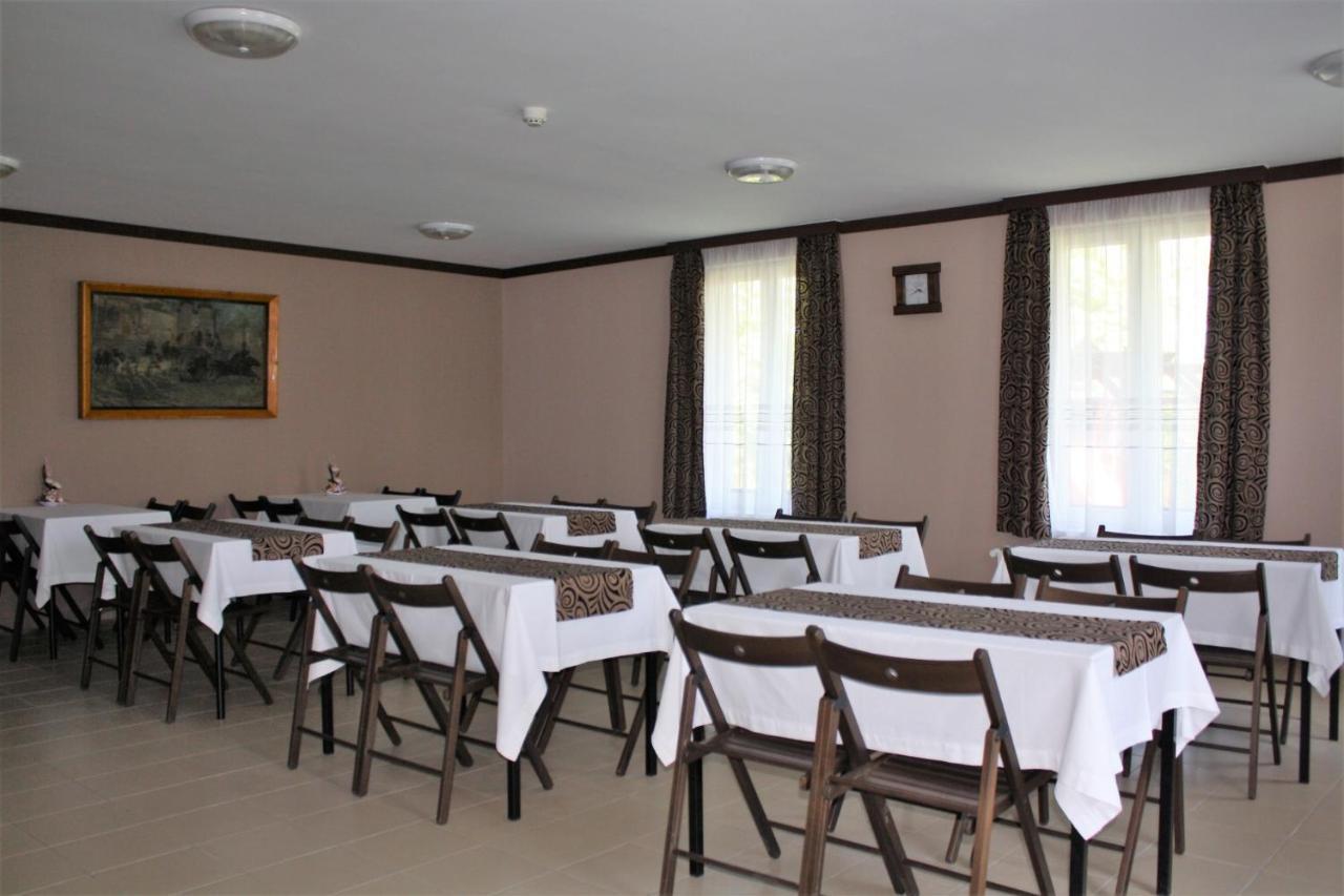 Rembrandt Vendeghaz Otel Kisbér Dış mekan fotoğraf